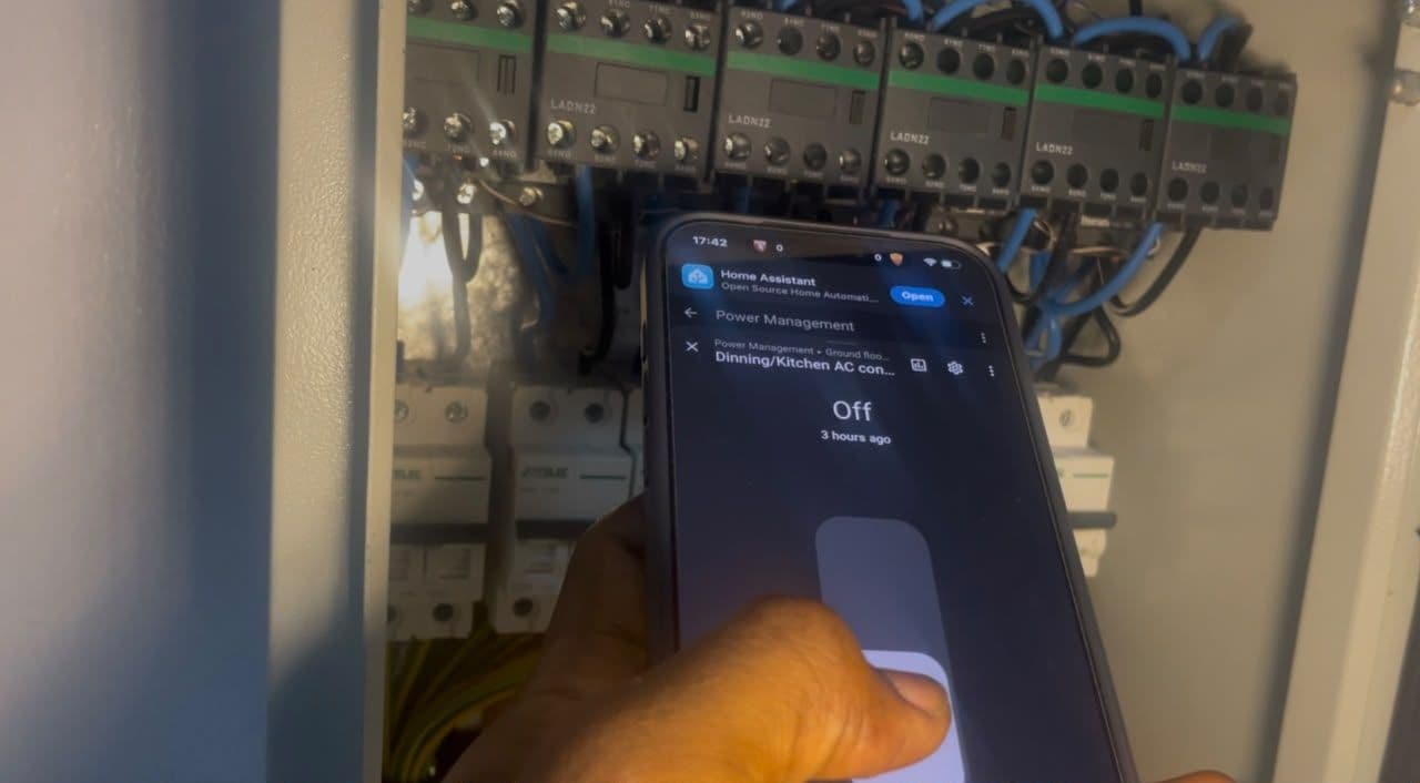 Controlling a panel from a phone app