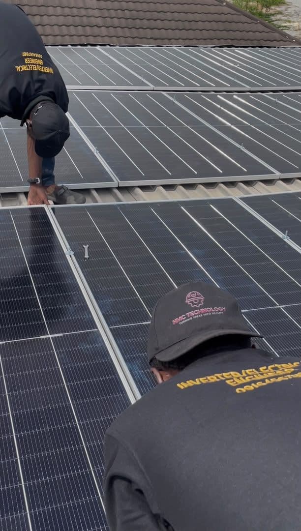 NMC Technology solar inverter and battery installation
